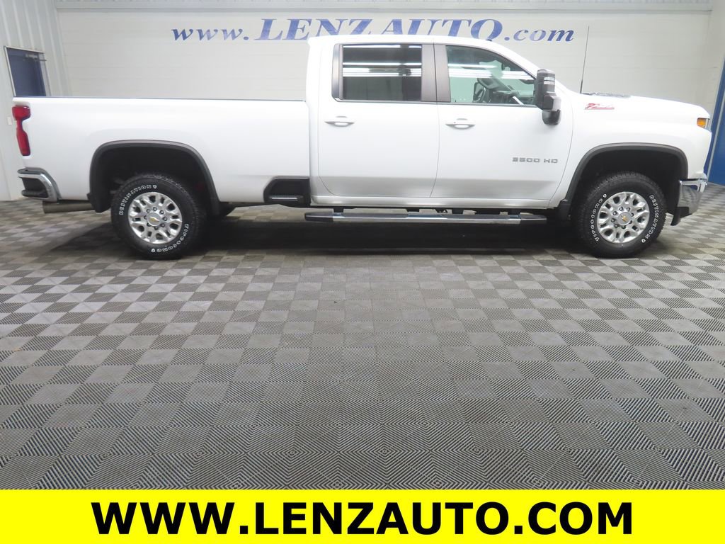 Used 2022 Chevrolet Silverado 3500 LT w/ All Star Edition image 2