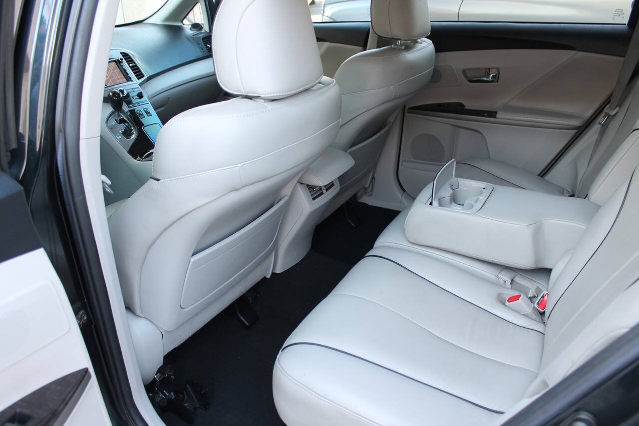 Used 2013 Toyota Venza Limited w/ Tow Prep Pkg AWD/4WD image 25