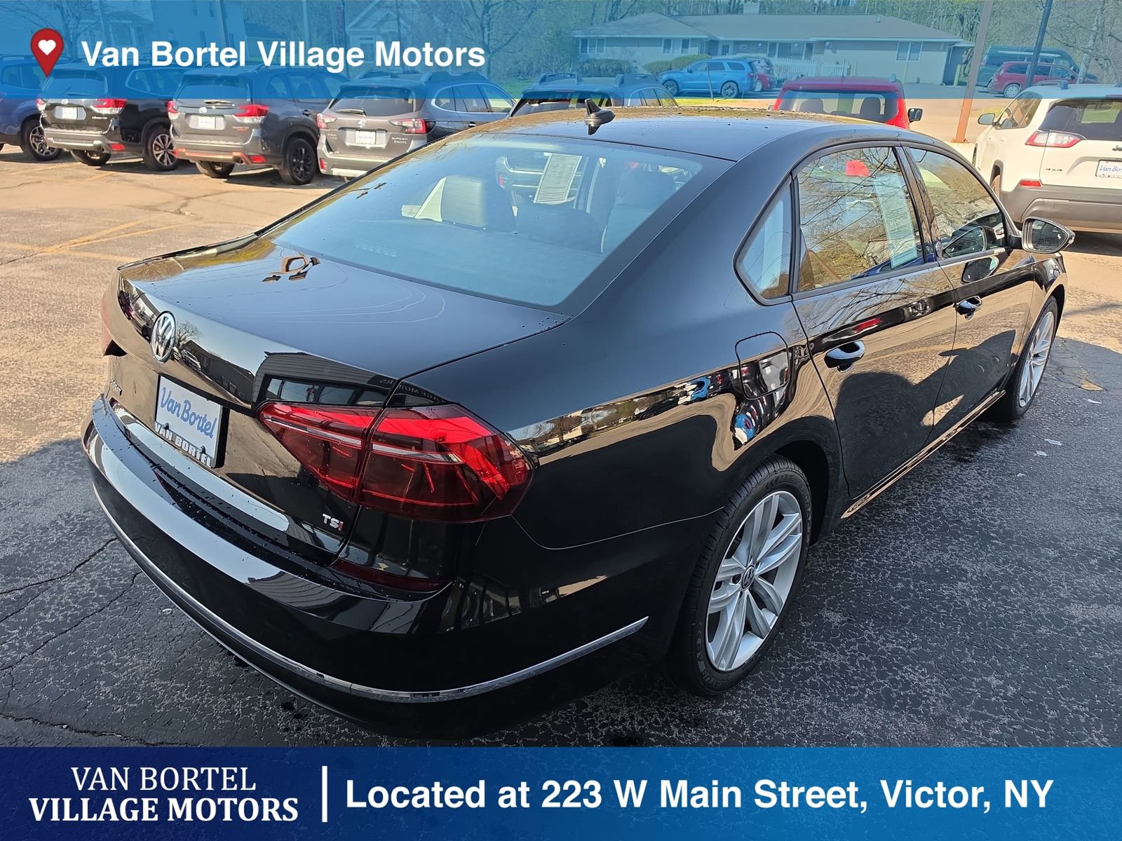 Used 2019 Volkswagen Passat 2.0T Wolfsburg w/ Wheels & Sunroof Package FWD image 5