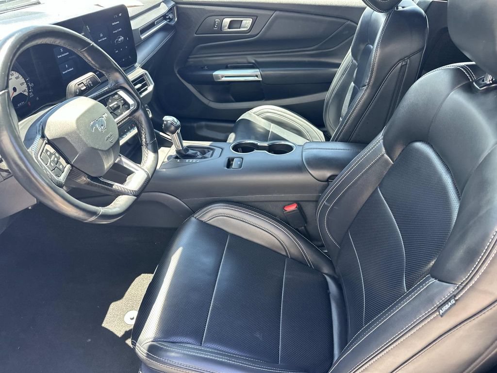 Used 2025 Ford Mustang Premium RWD image 16