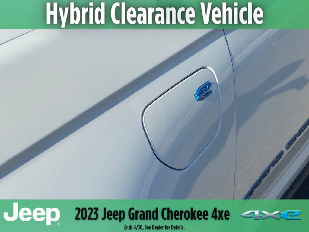 New 2023 Jeep Grand Cherokee Trailhawk image 5