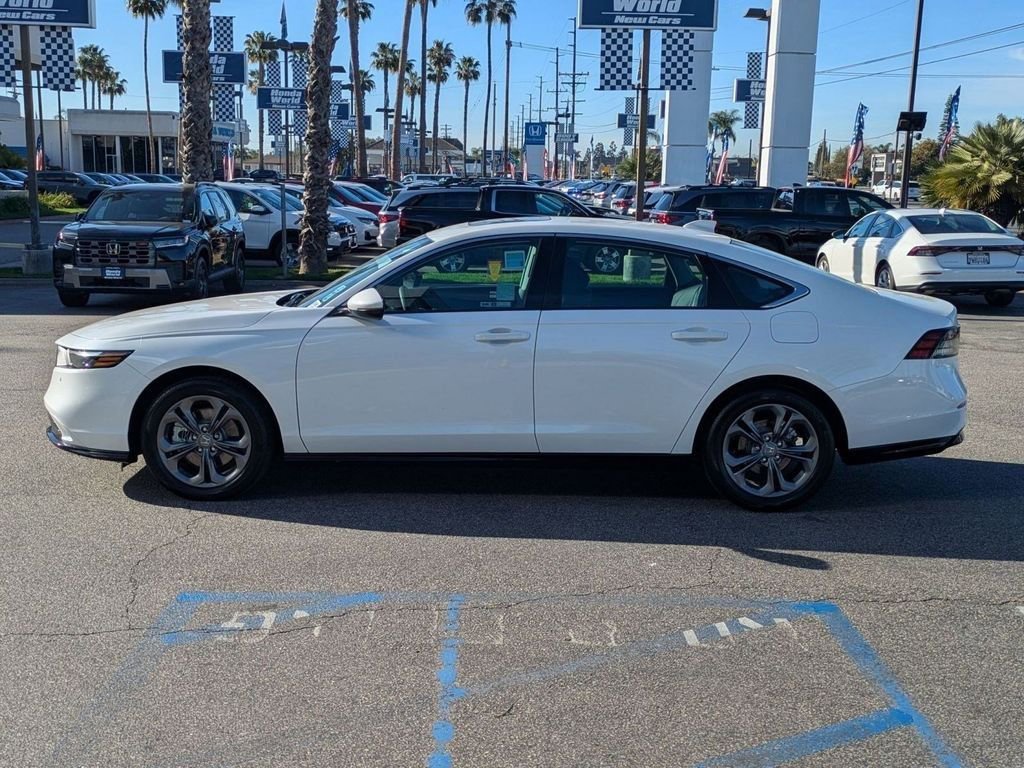 Certified 2025 Honda Accord EX-L image 19