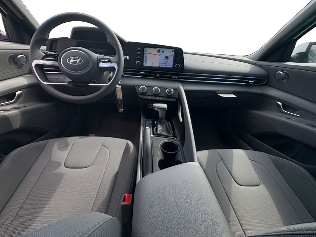 New 2026 Hyundai Elantra SE FWD image 10