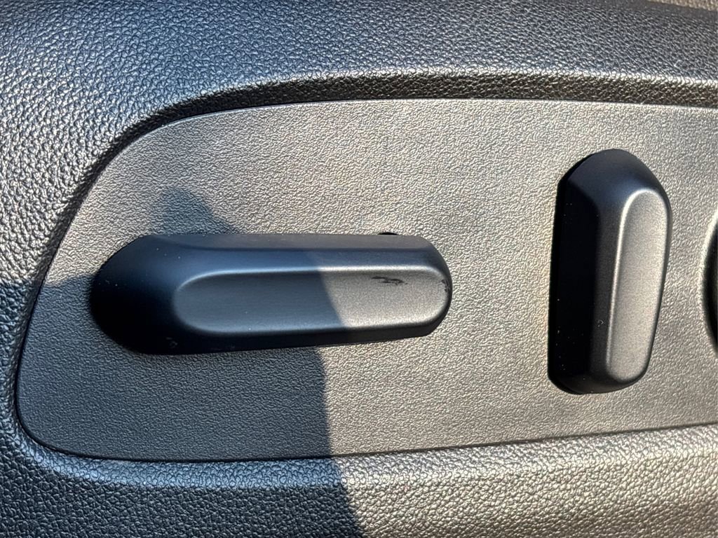 Used 2018 GMC Terrain SLE w/ Driver Convenience Package image 33