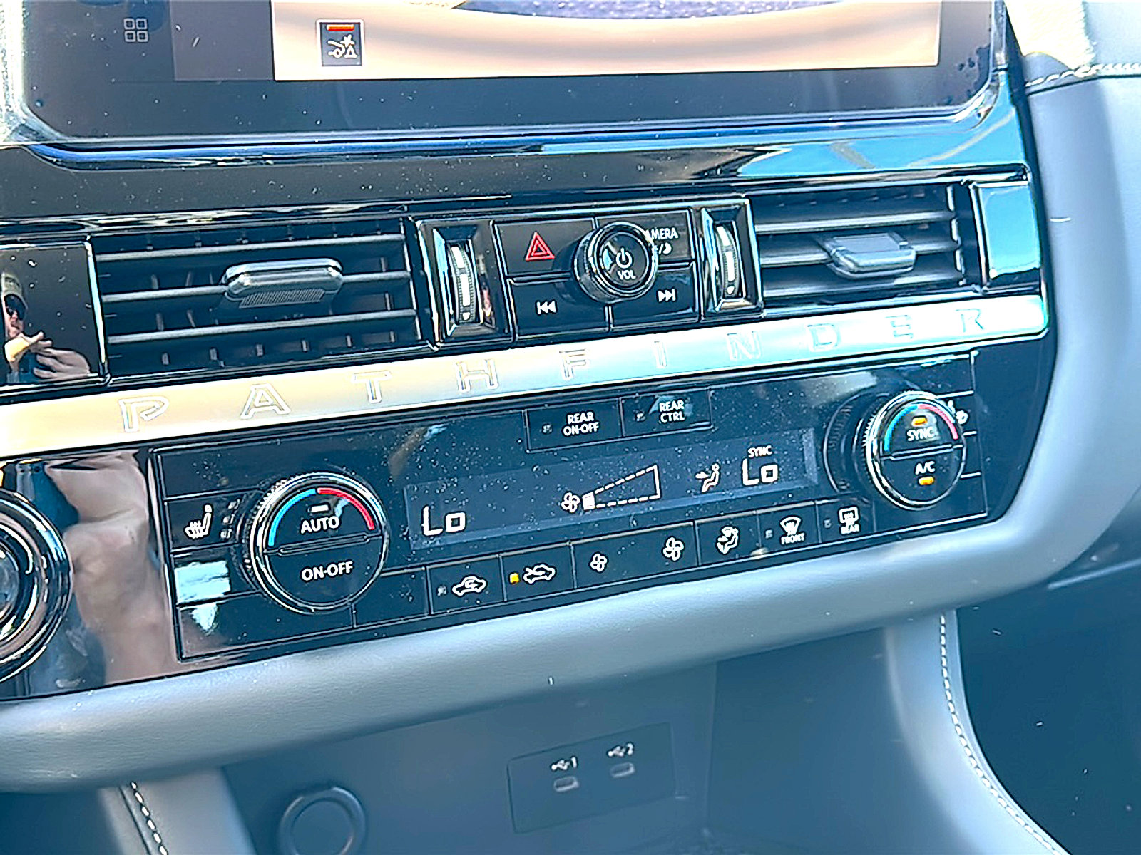 New 2026 Nissan Pathfinder SV image 24