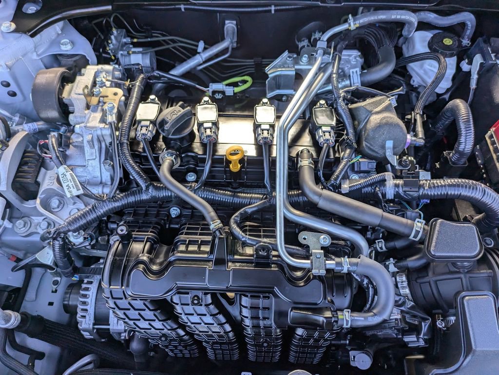 Used 2025 Nissan Altima 2.5 SR image 34