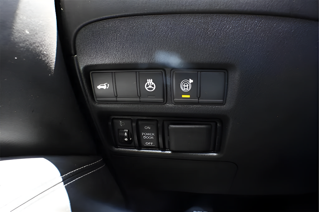 Used 2018 INFINITI QX80 2WD w/ Driver Assistance Package image 26