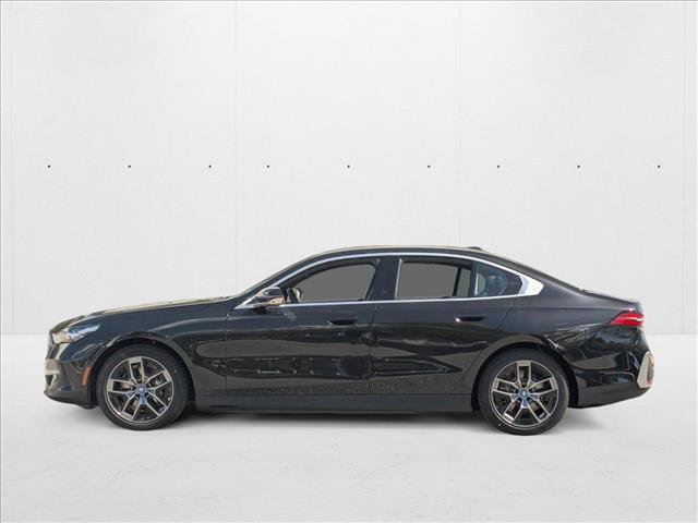 Used 2025 BMW i5 xDrive40 w/ Premium Package image 5
