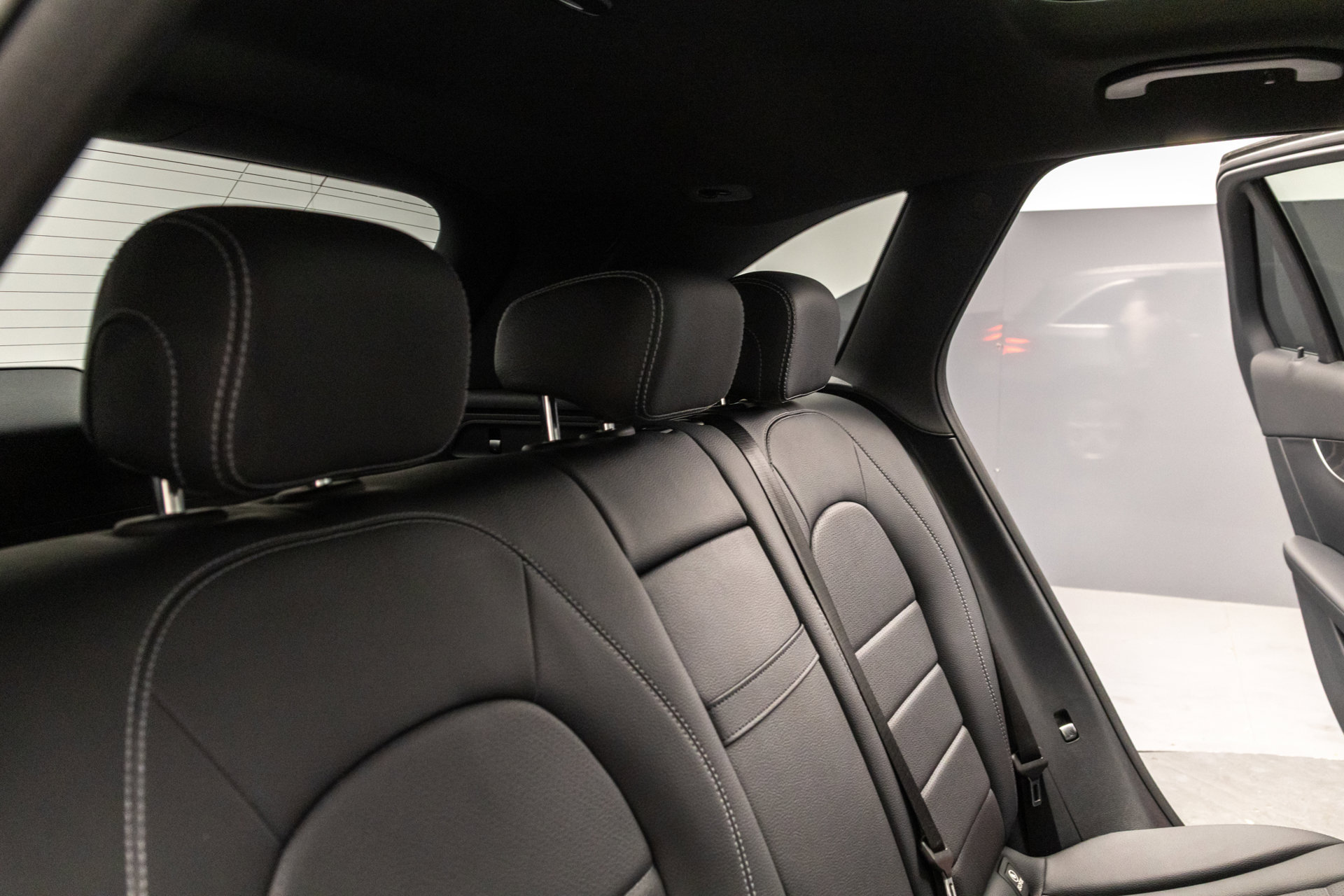 Used 2017 Mercedes-Benz GLC 300 4MATIC image 34