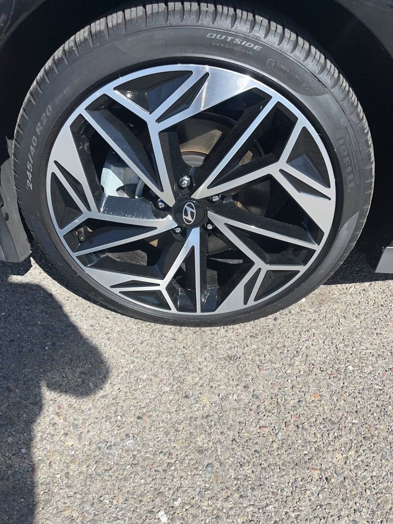 Used 2023 Hyundai Ioniq 6 SEL image 9