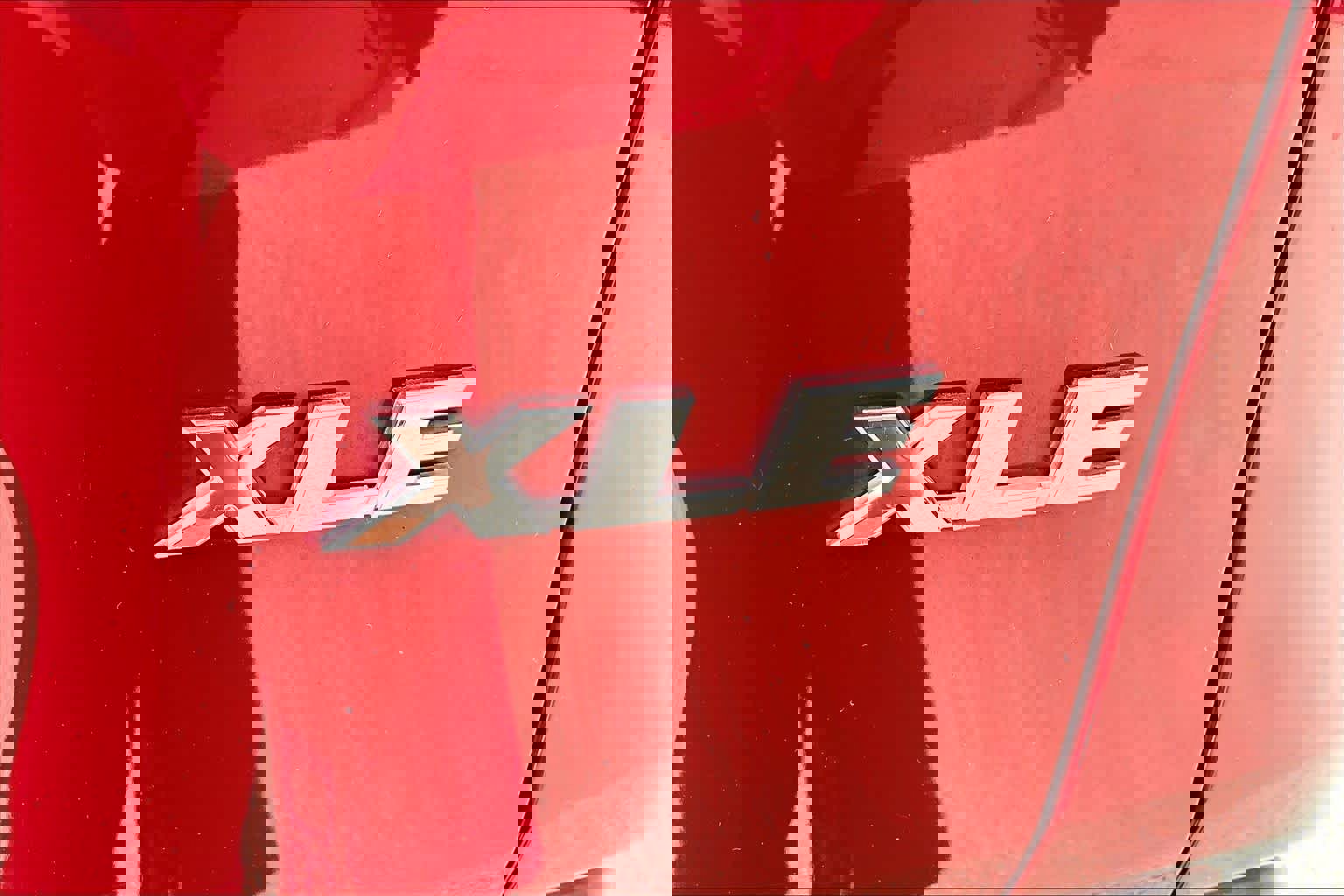 Used 2019 Toyota RAV4 XLE Premium w/ Cold Weather Package image 10