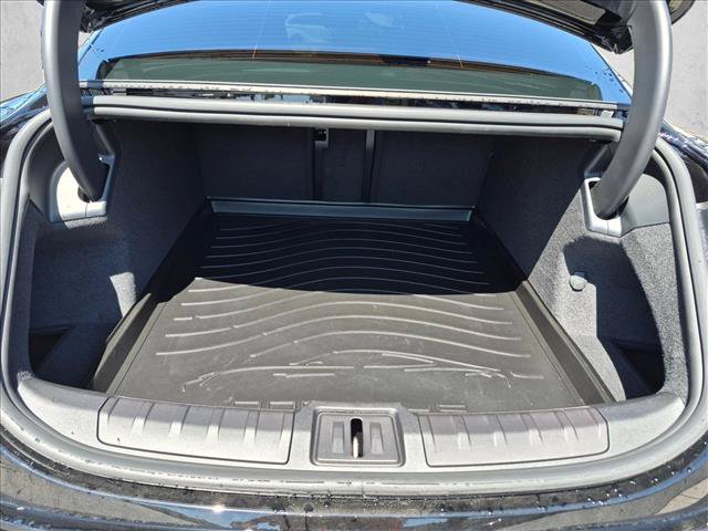 Used 2024 Porsche Taycan RWD image 6