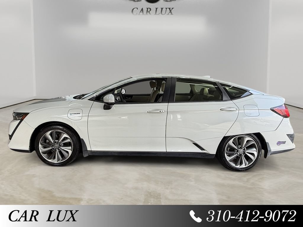 Used 2018 Honda Clarity Plug-In Hybrid image 2
