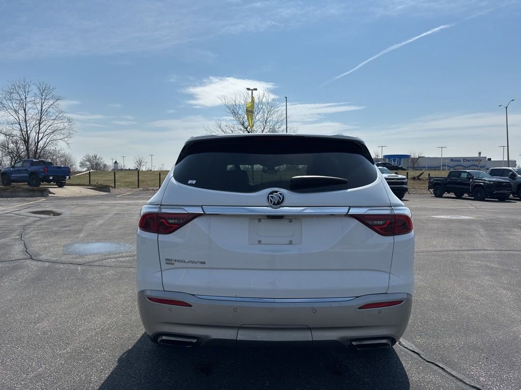 Used 2022 Buick Enclave Premium image 4