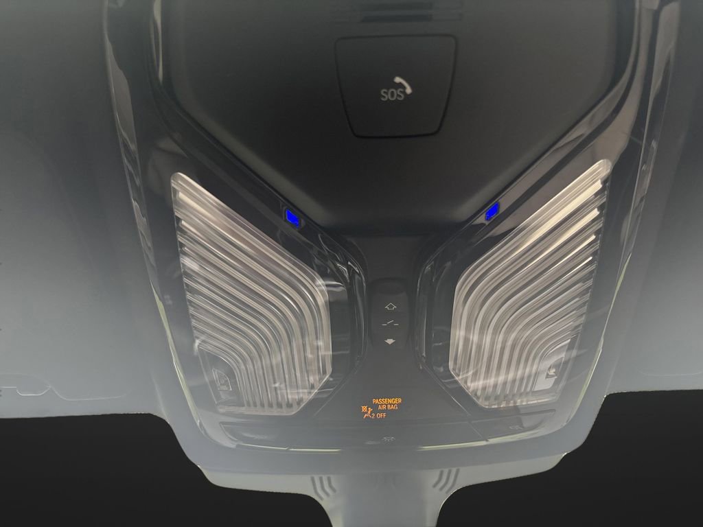 Used 2023 BMW 530i xDrive w/ Premium Package image 26