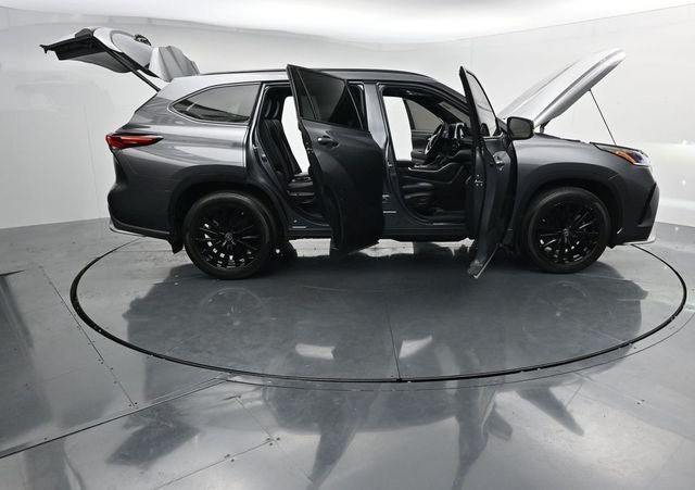 Used 2024 Toyota Highlander XSE AWD/4WD image 46
