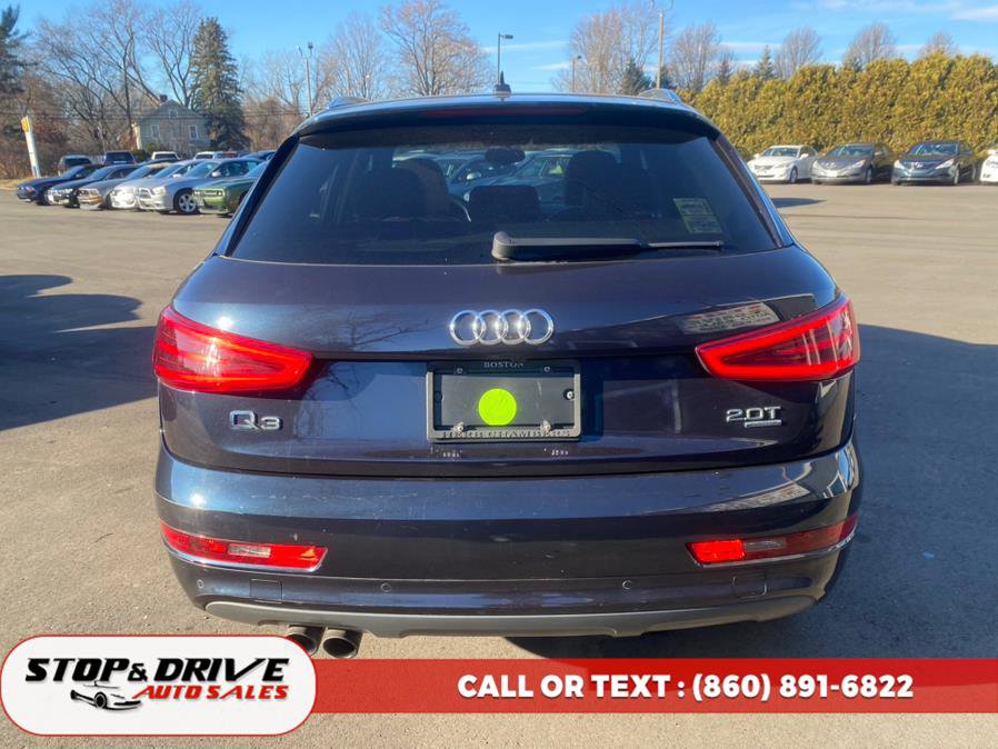 Used 2015 Audi Q3 2.0T Prestige w/ Prestige Package AWD/4WD image 4
