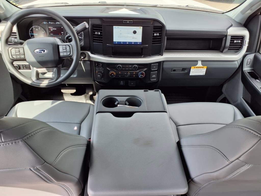 New 2026 Ford F550 4x4 Crew Cab image 11