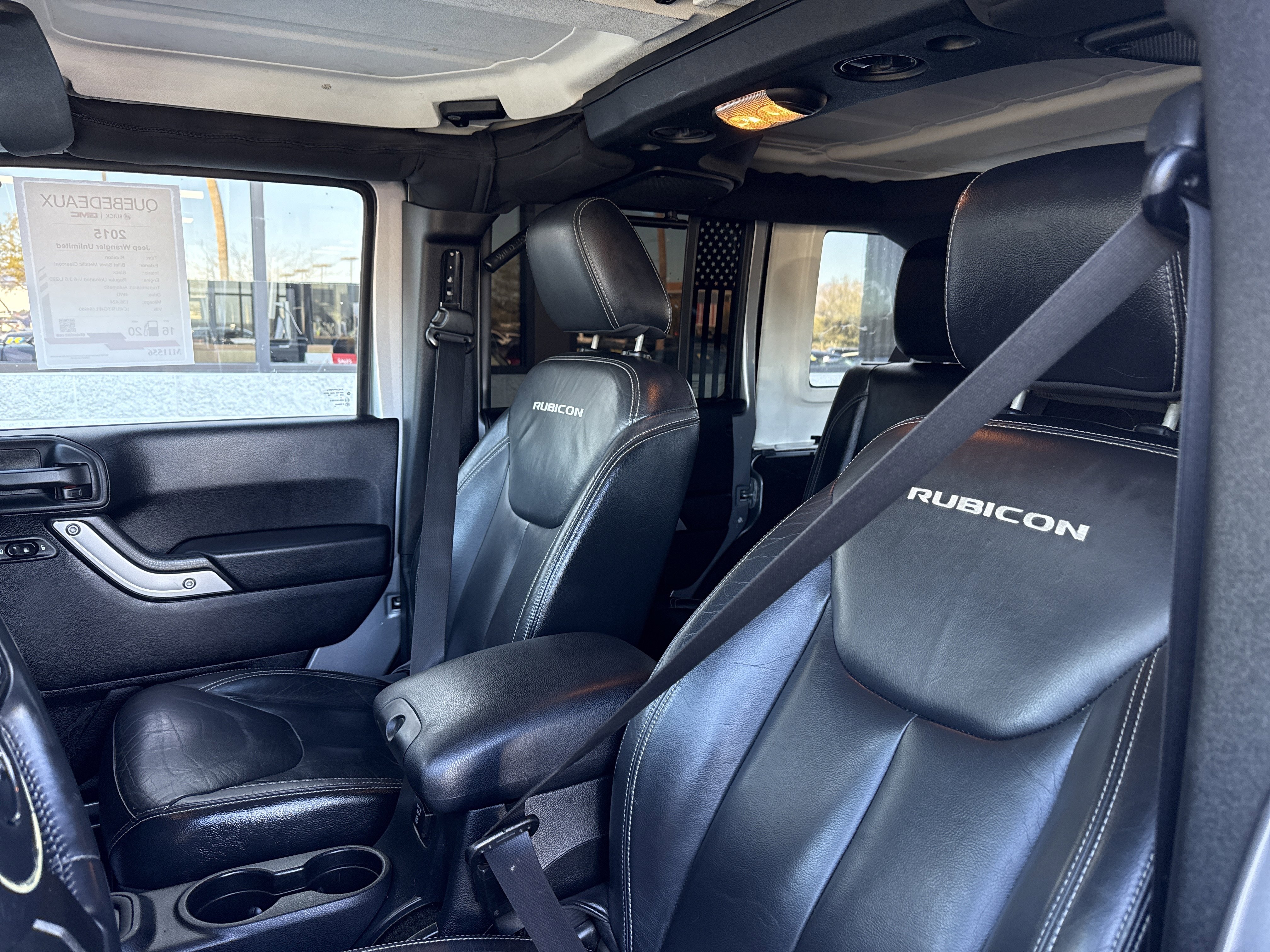 Used 2015 Jeep Wrangler Unlimited Rubicon w/ Connectivity Group image 17