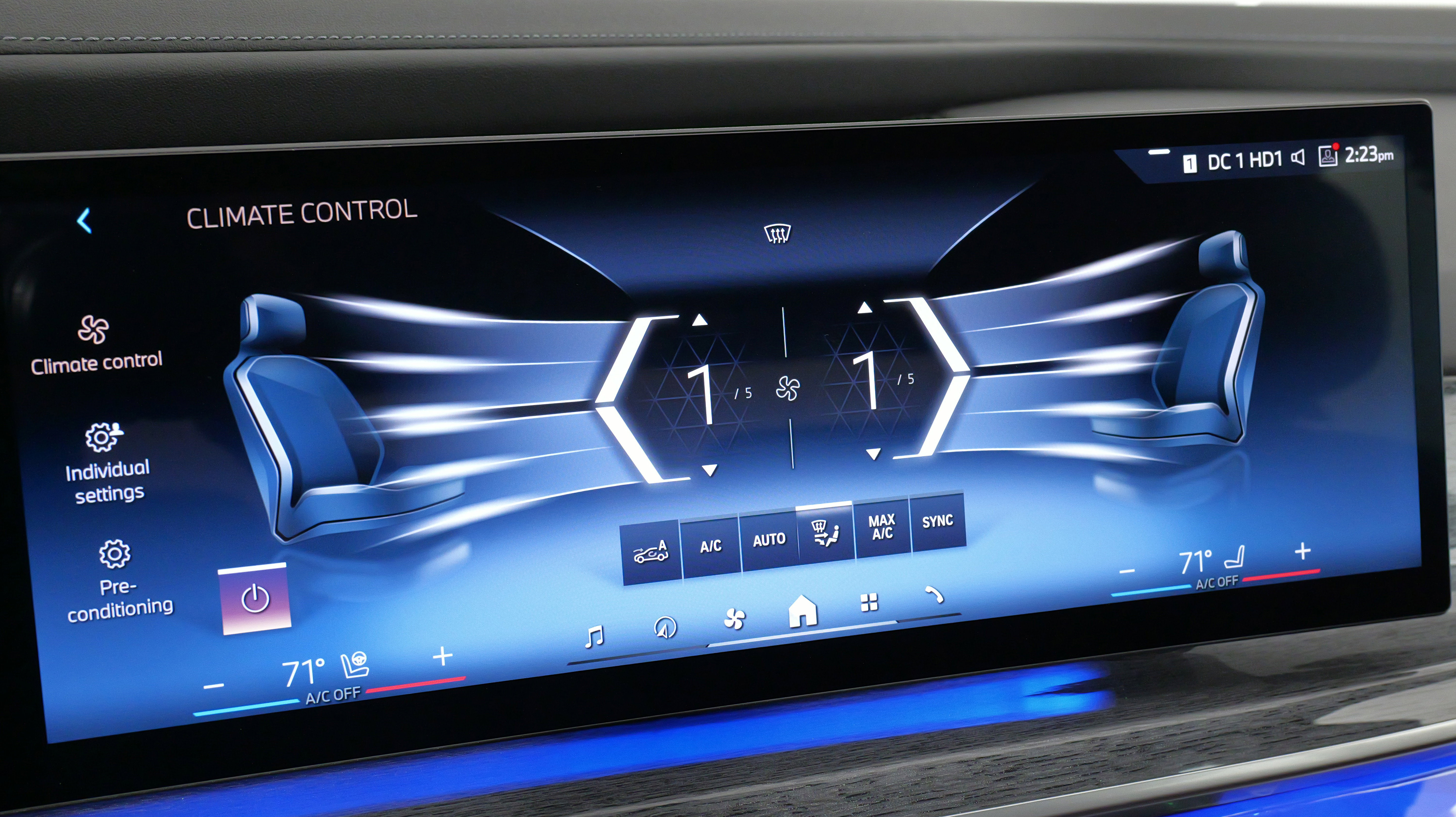 Used 2024 BMW i7 xDrive60 w/ Executive Package AWD/4WD image 55