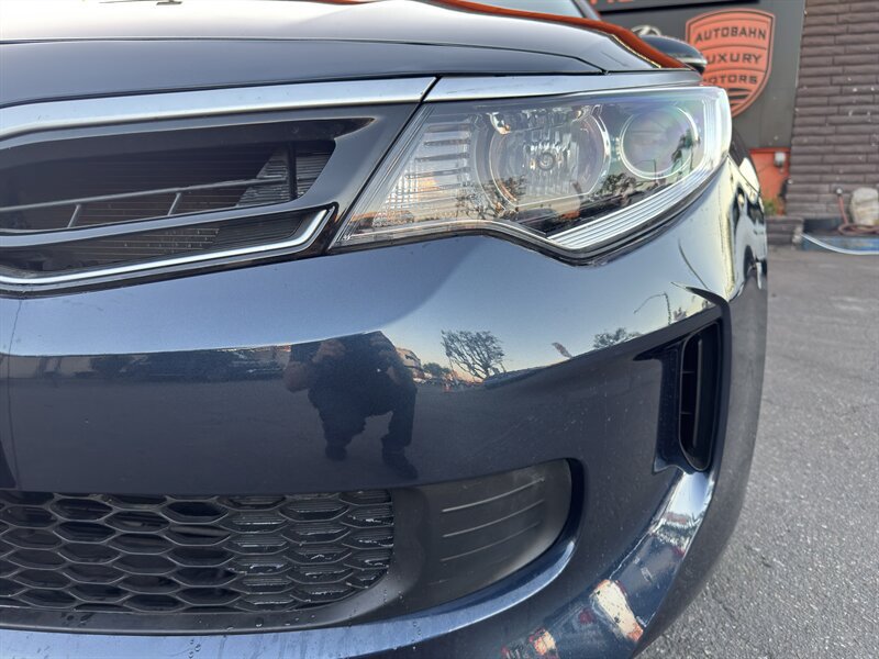 Used 2018 Kia Optima Premium w/ Convenience Package FWD image 6