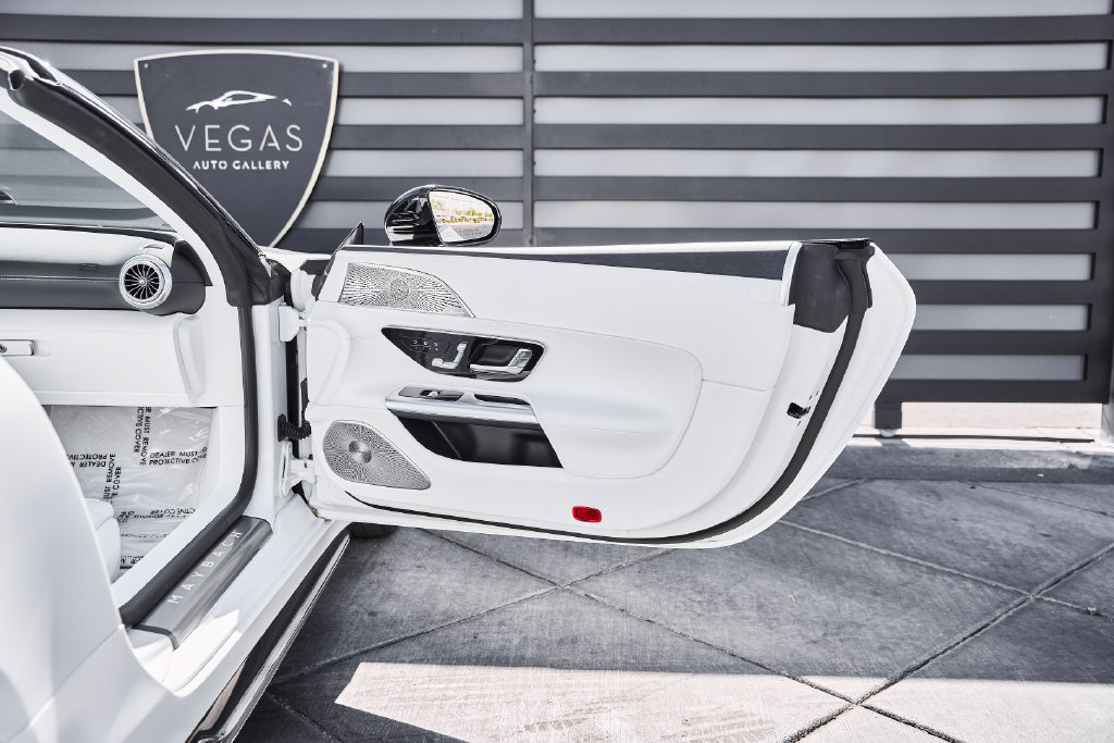 Used 2026 Mercedes-Benz Maybach SL 680 image 31