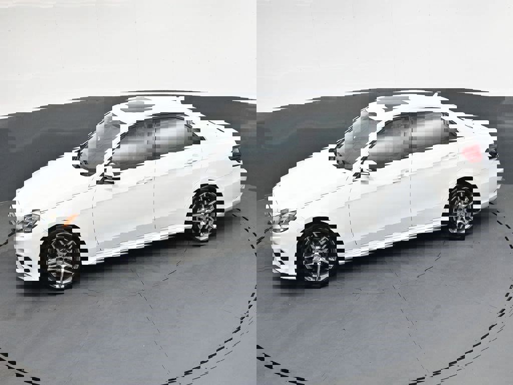 Used 2015 Mercedes-Benz E 350 Sedan image 27