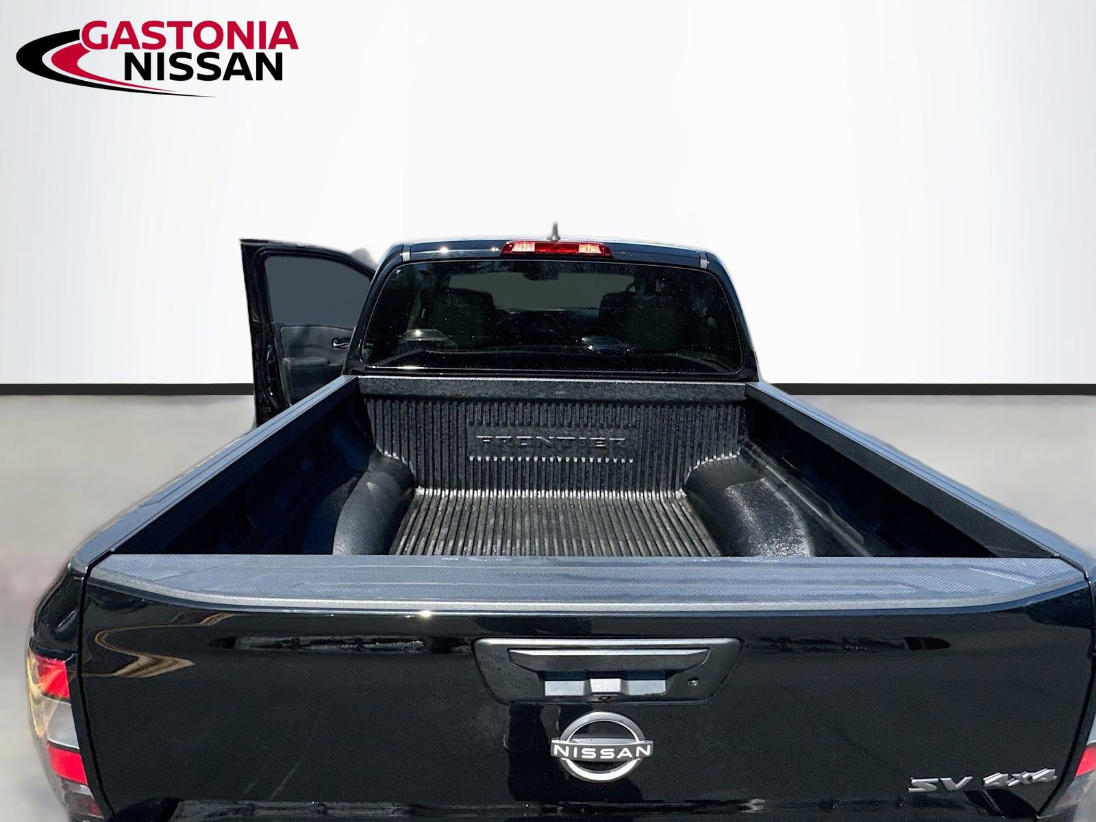 Used 2022 Nissan Frontier SV w/ Technology Package image 33