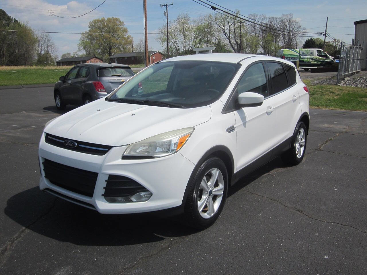 Used 2014 Ford Escape SE image 2