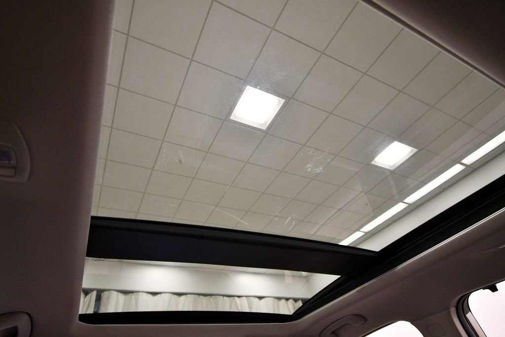 Used 2021 Nissan Rogue Platinum image 17