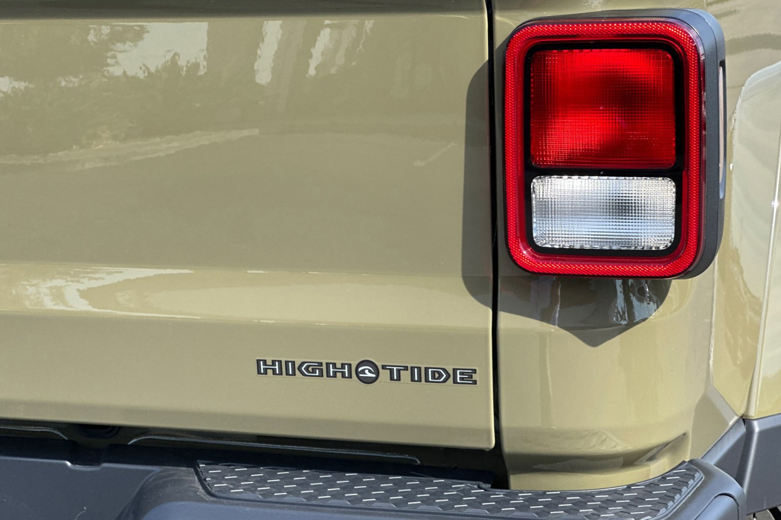 New 2025 Jeep Gladiator Sport image 25