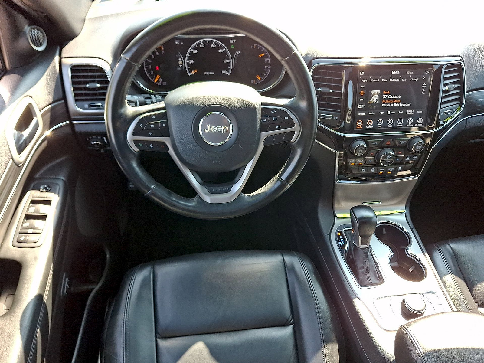 Used 2020 Jeep Grand Cherokee Limited AWD/4WD image 20