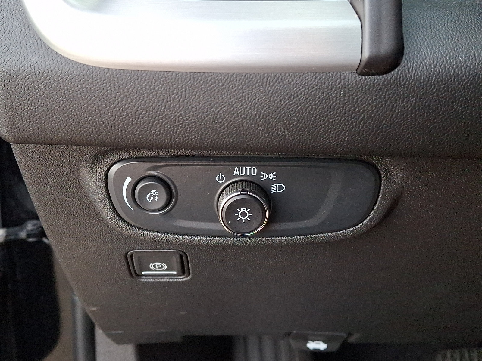 Certified 2024 GMC Terrain SLE FWD image 24