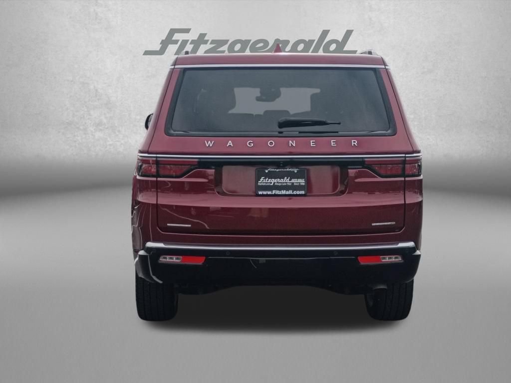 Used 2022 Jeep Wagoneer Series III w/ Premium Group I AWD/4WD image 7