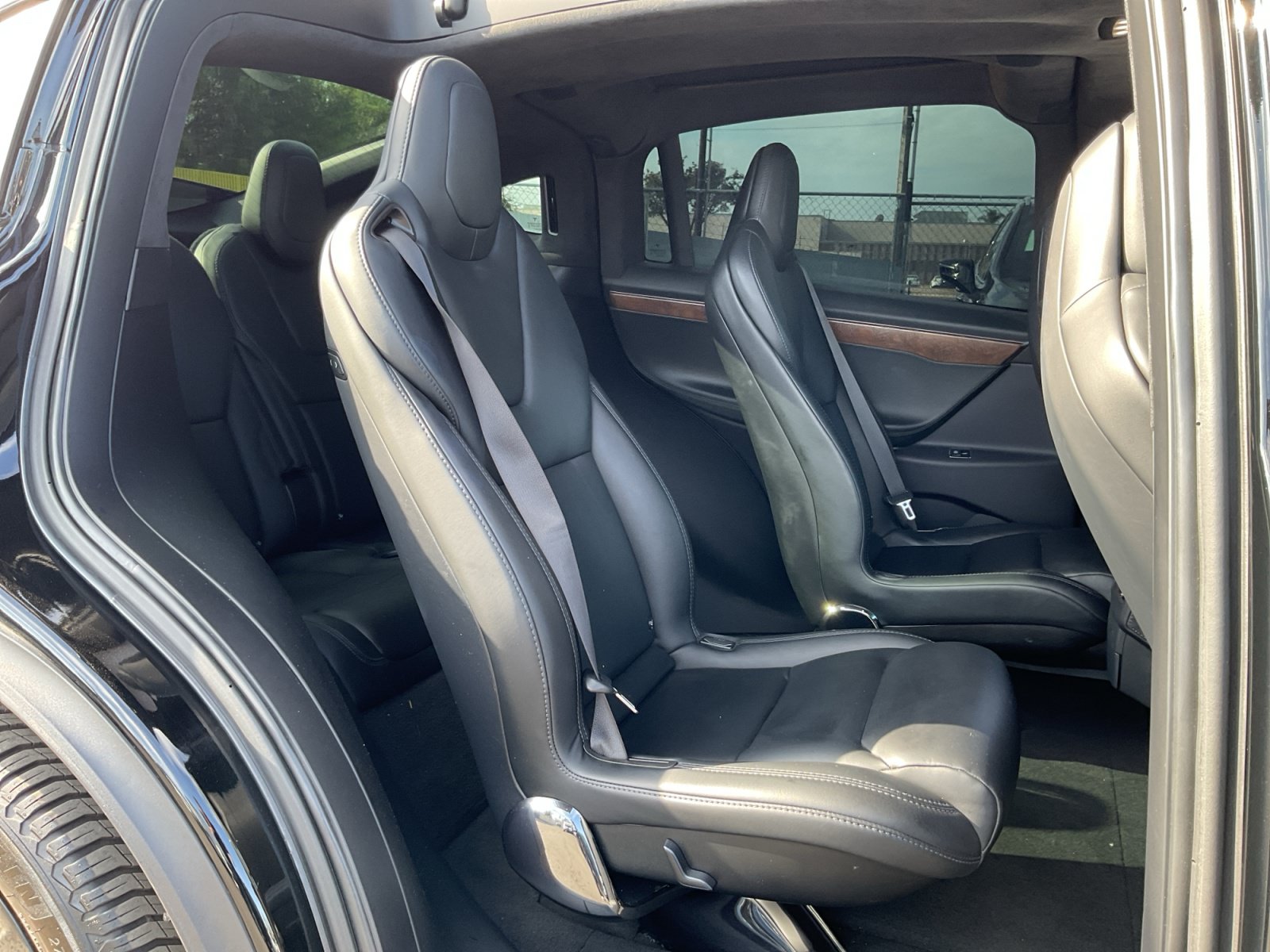 Used 2019 Tesla Model X 75D AWD/4WD image 19