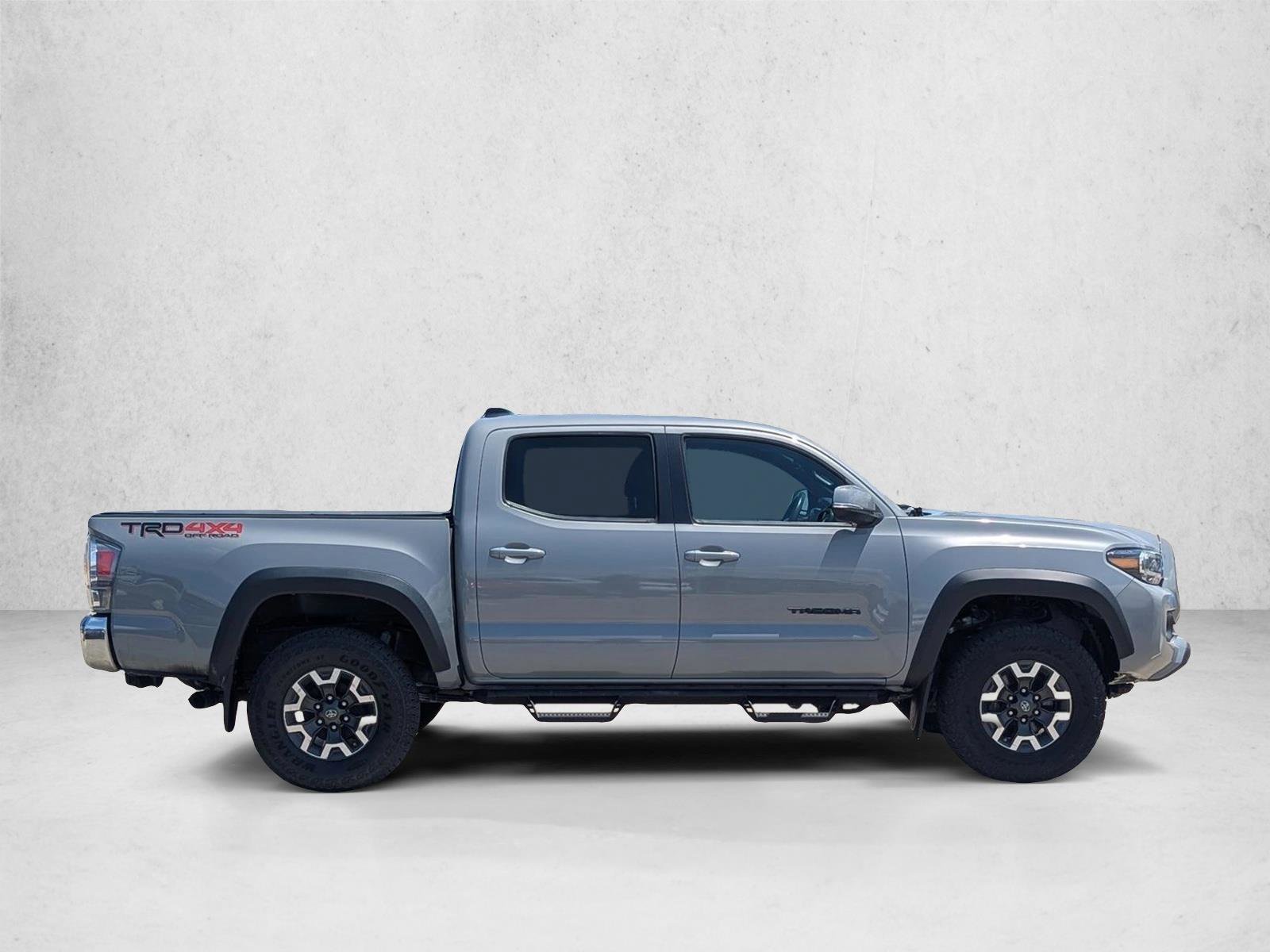 Used 2020 Toyota Tacoma TRD Off-Road AWD/4WD image 4