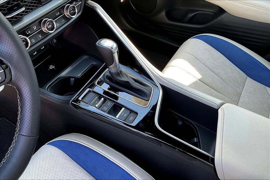 Used 2025 Acura ADX A-Spec image 19