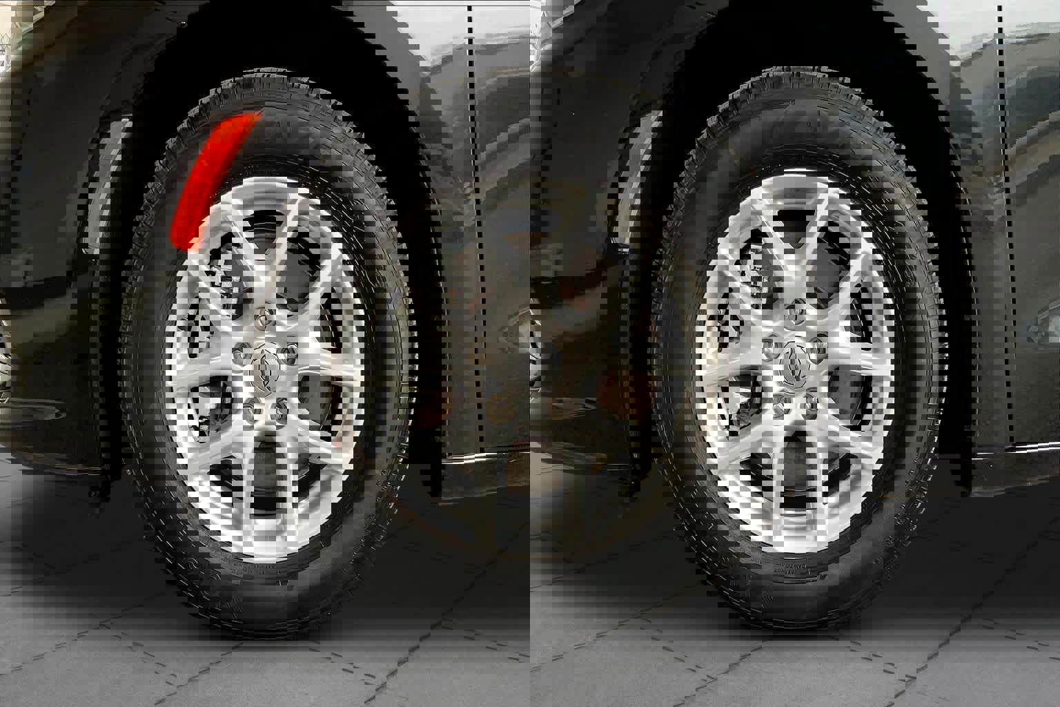 Used 2023 Chrysler Pacifica Touring-L FWD image 10