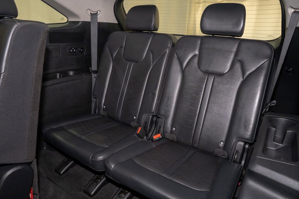 Used 2024 Kia Sorento S w/ Panoramic Sunroof Package image 9