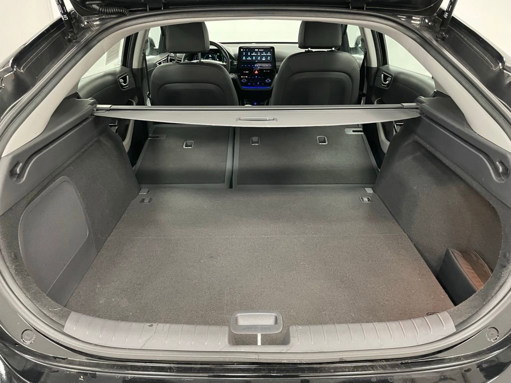 Certified 2021 Hyundai Ioniq Limited image 29