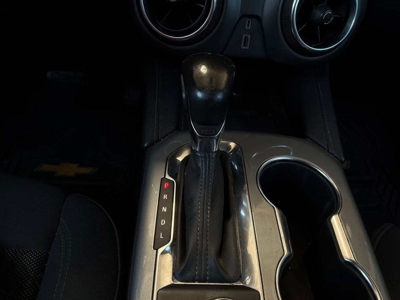 Used 2020 Chevrolet Blazer LT FWD image 23