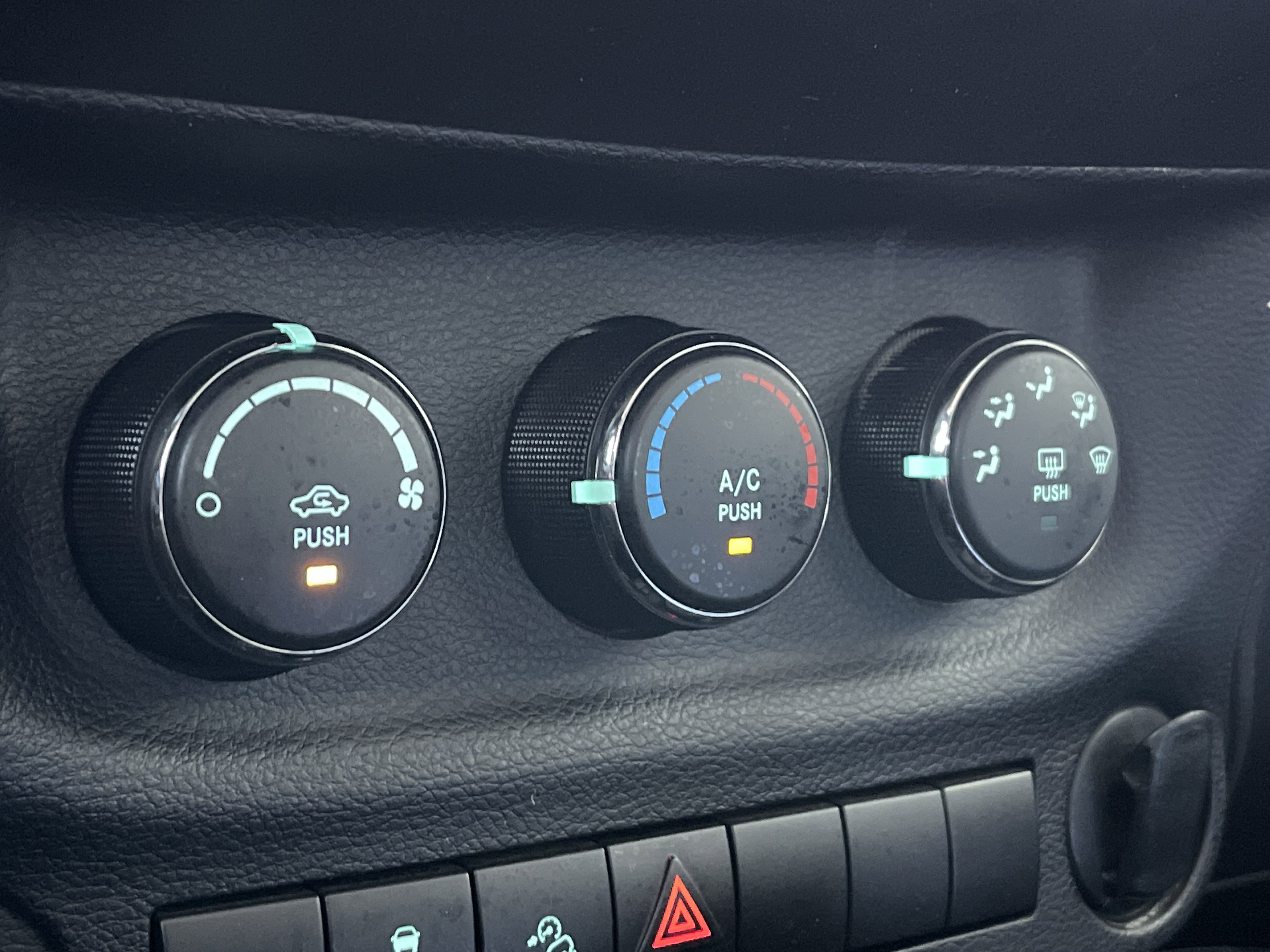 Used 2014 Jeep Wrangler Unlimited Sport image 14