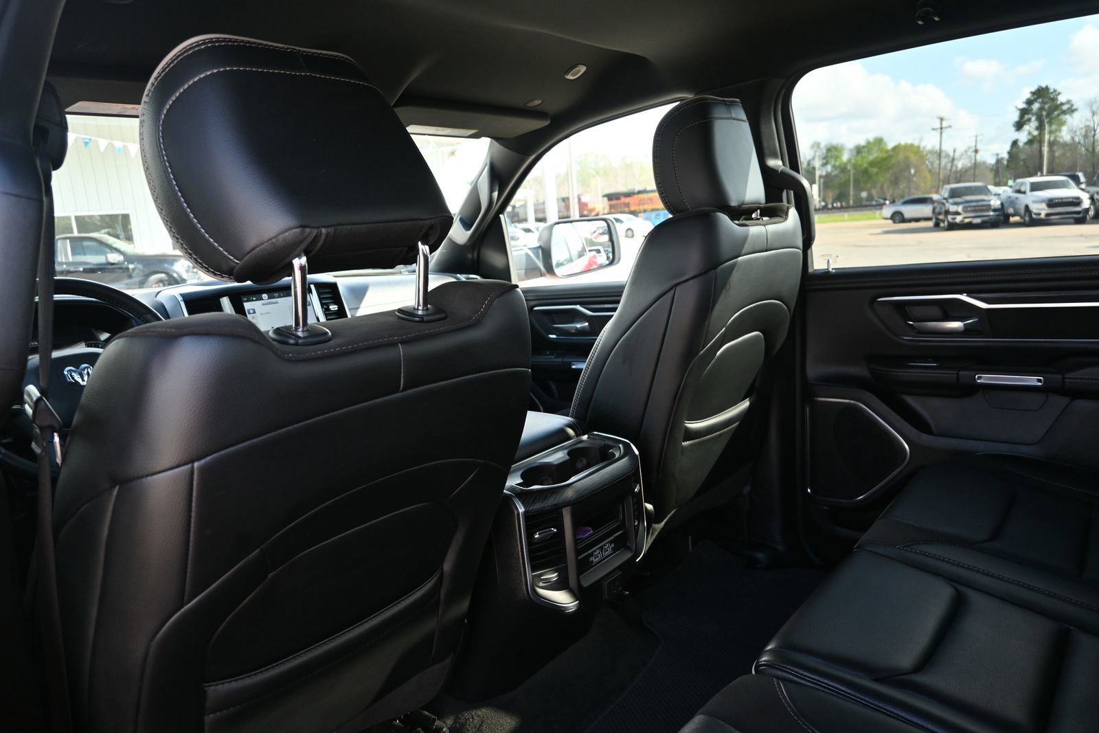 Used 2024 RAM 1500 Laramie RWD image 24