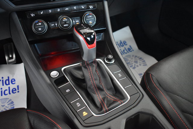 Used 2023 Volkswagen Jetta GLI Autobahn FWD image 14
