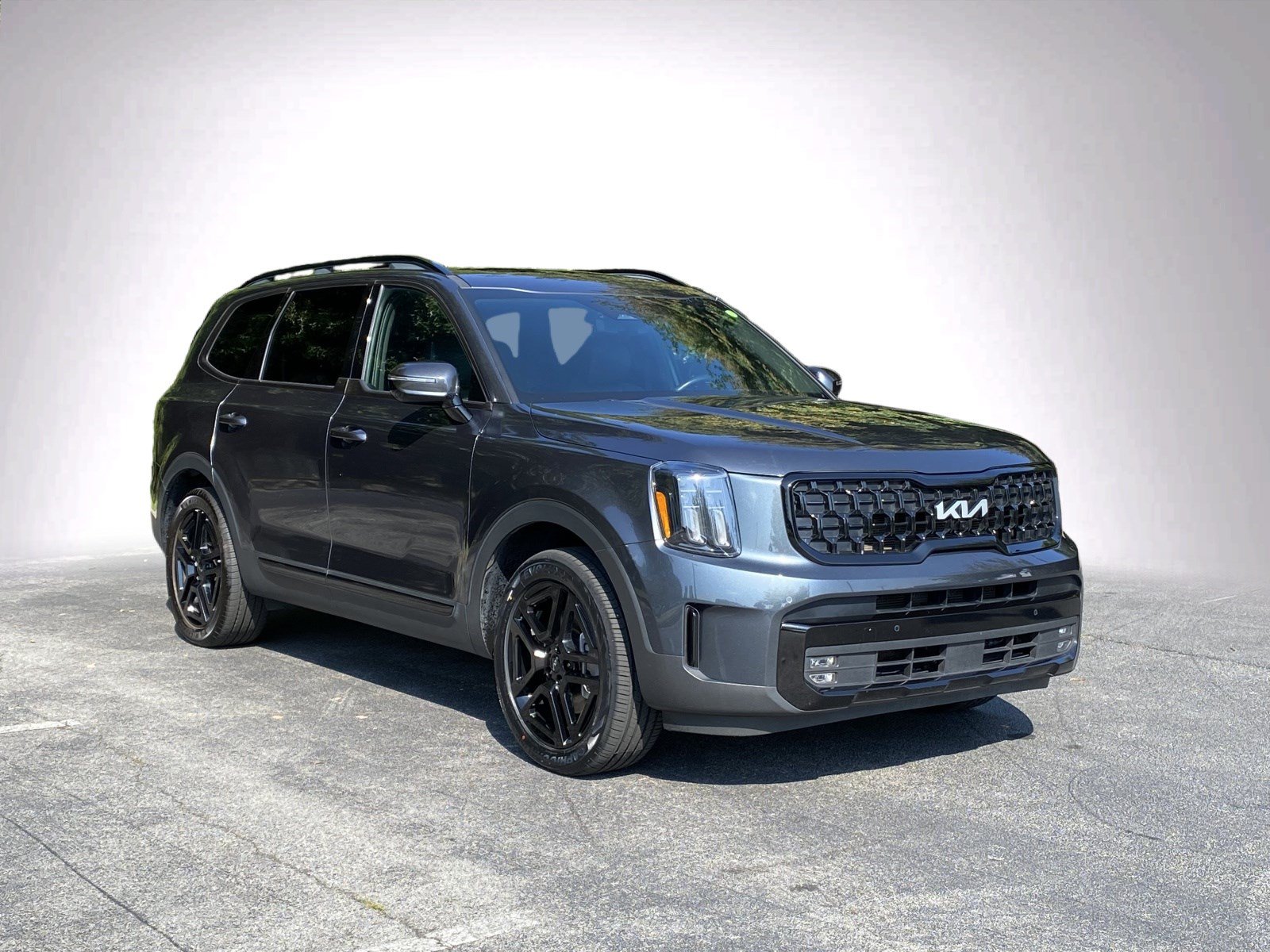 Used 2024 Kia Telluride SX Prestige X-Line AWD/4WD image 2
