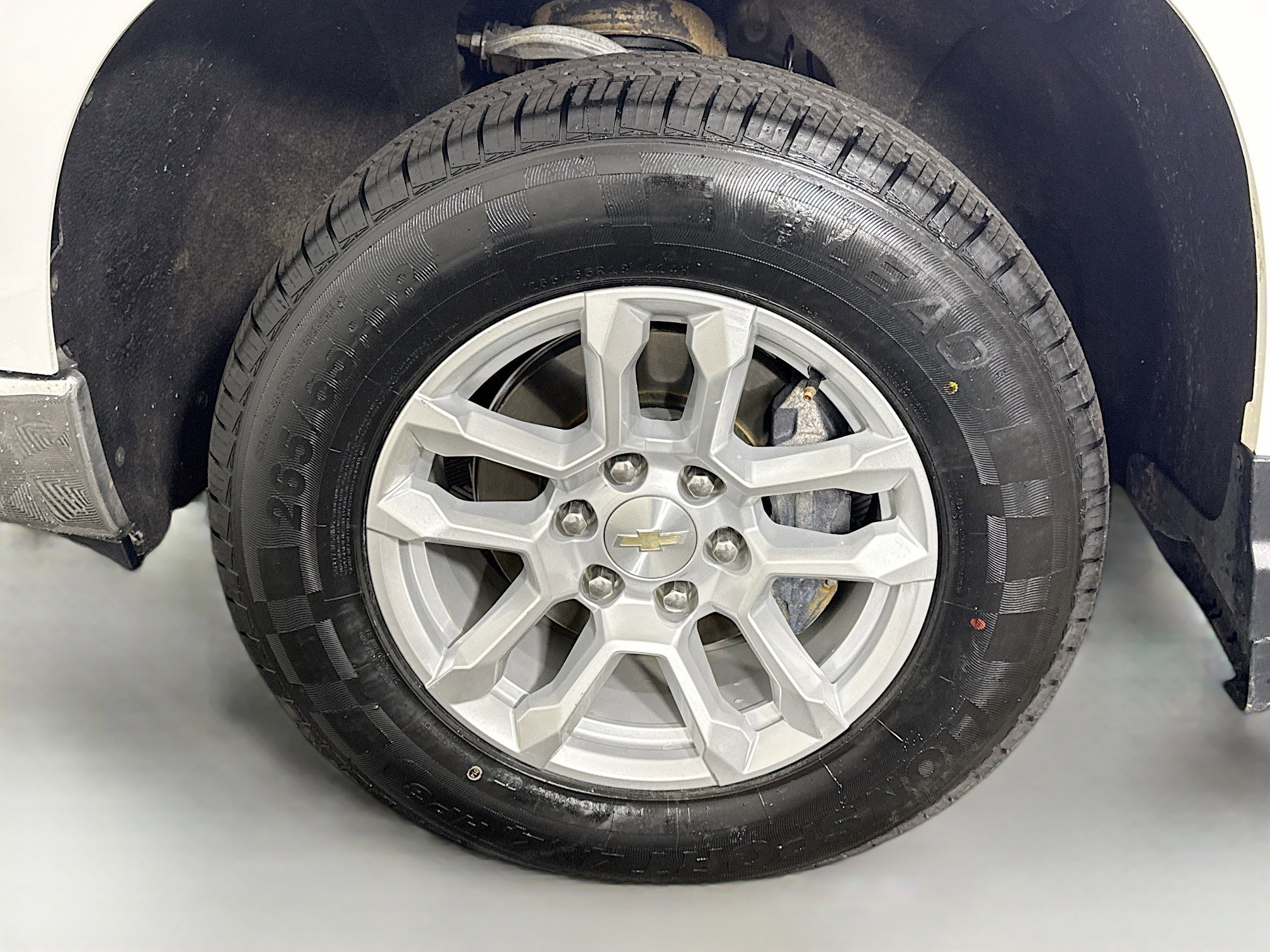 Used 2022 Chevrolet Silverado 1500 LT w/ Convenience Package II image 38