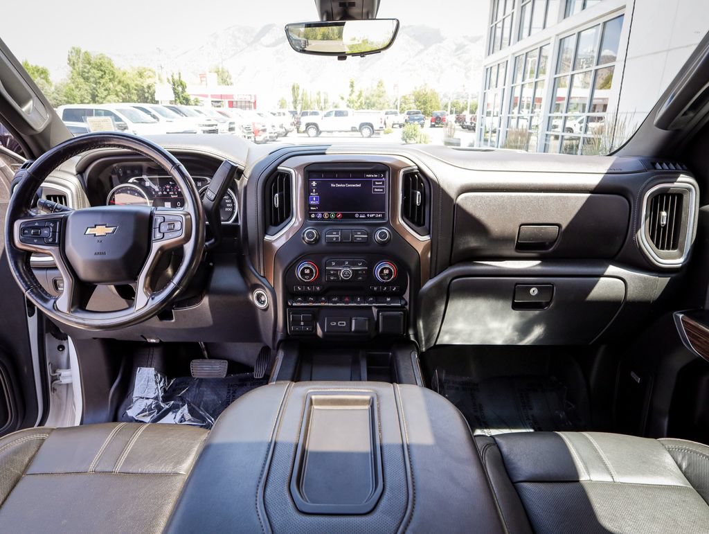 Used 2020 Chevrolet Silverado 1500 High Country w/ Technology Package AWD/4WD image 19