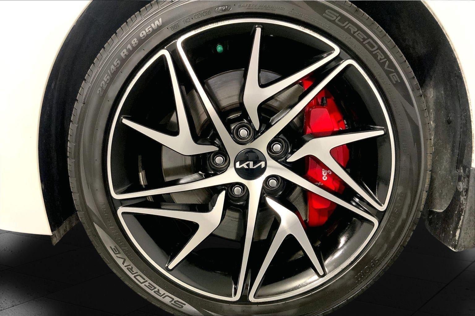 Certified 2023 Kia Stinger GT-Line w/ Sun & Sound Package AWD/4WD image 9