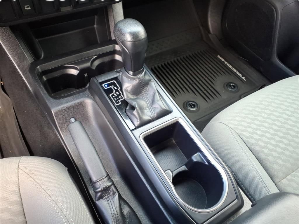 Used 2021 Toyota Tacoma SR image 21