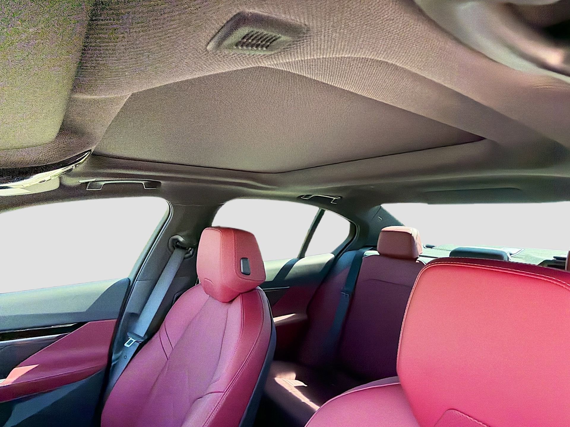 Used 2026 BMW 530i w/ Premium Package image 29